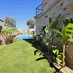 Elia Alacati Cesme