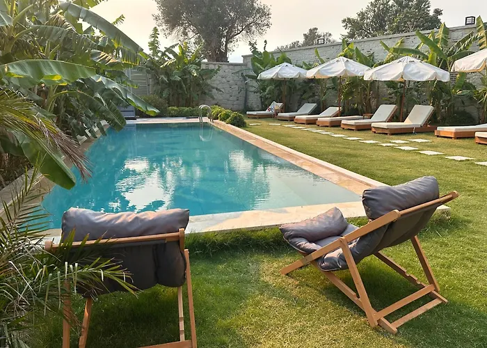 Elia Alacati * Cesme